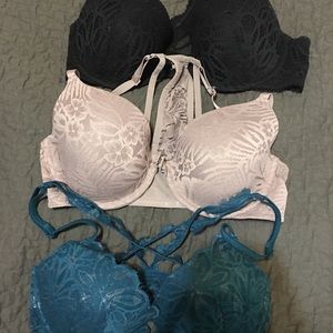 Victoria Secret/Pink bras